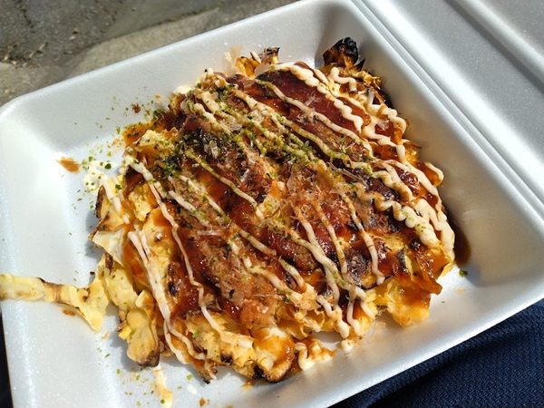 キッチンカーたこ武のお好み焼き:500円