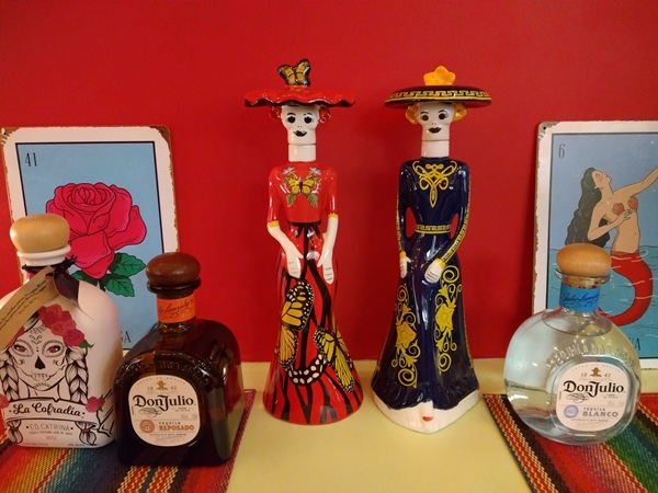 おしゃれな瓶のテキーラ