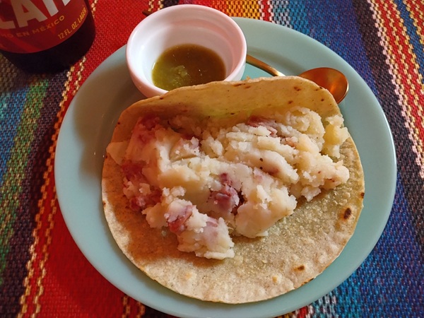 4月限定のチョリポテ(チョリソー&ポテト)