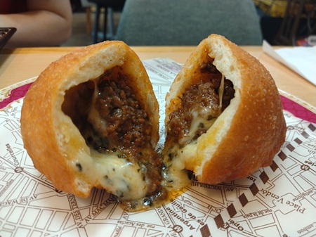 カフェ オルラトッタのカルツォーネフリット
